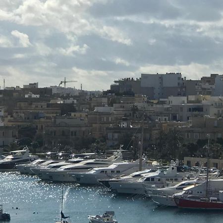 Апартаменты Sir William Strand Gzira Экстерьер фото