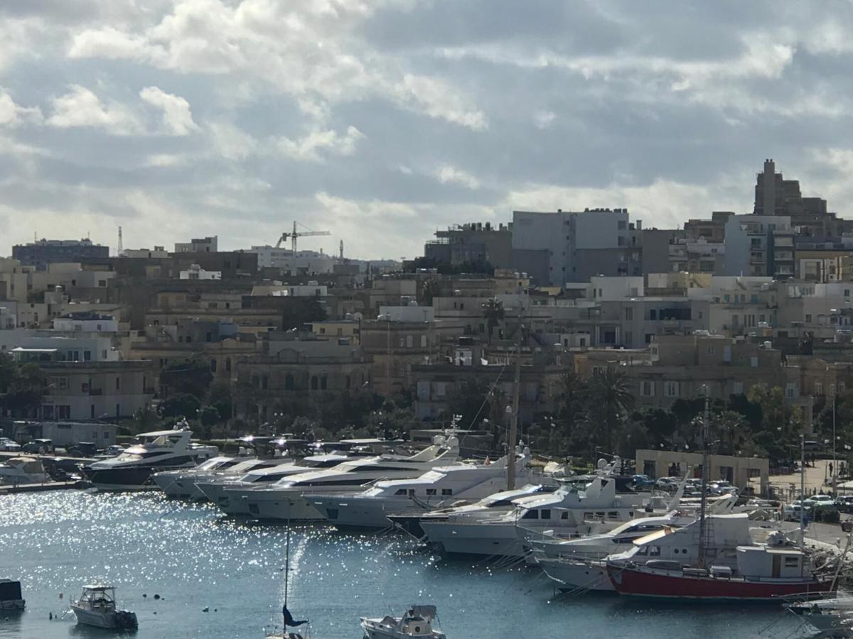 Апартаменты Sir William Strand Gzira Экстерьер фото